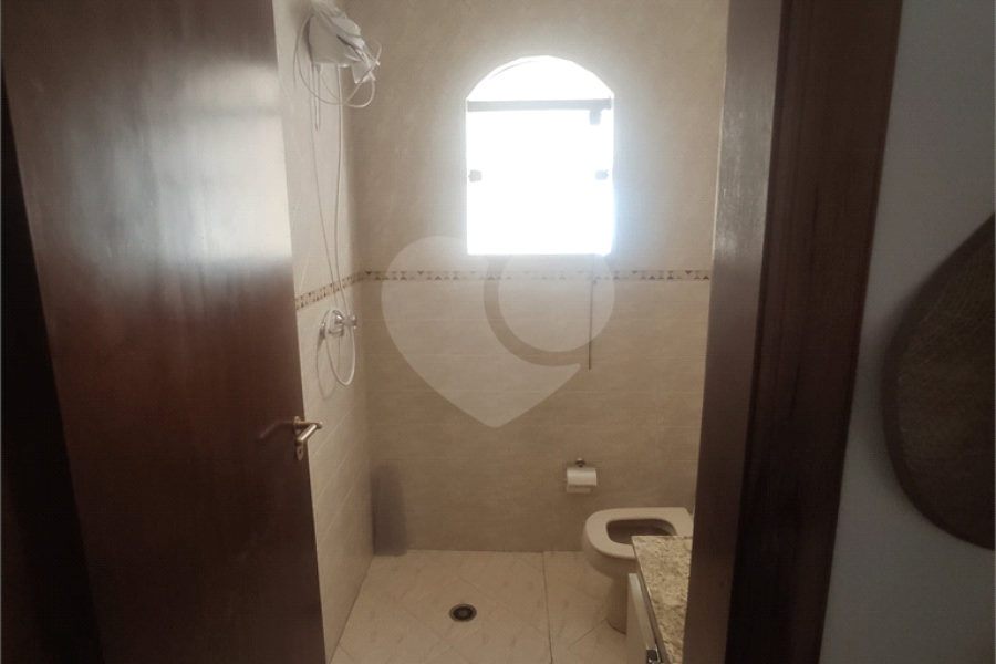 Sobrado à venda com 3 quartos, sendo 1 suíte, em Horto Florestal, São Paulo, SP
