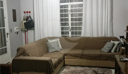Casa à venda com 3 quartos, sendo 1 suíte,  em Vila Guarani (z Sul), São Paulo, SP