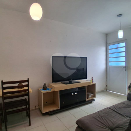 Casa à venda com 2 quartos em Chácara Barro Branco, Itapetininga, SP