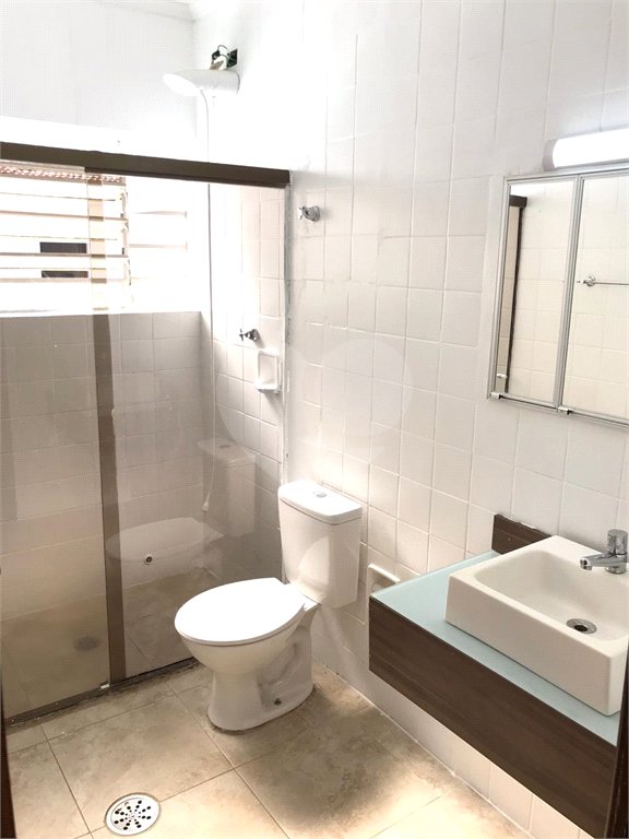 Sobrado à venda com 3 quartos, sendo 1 suíte, em Brooklin, São Paulo, SP