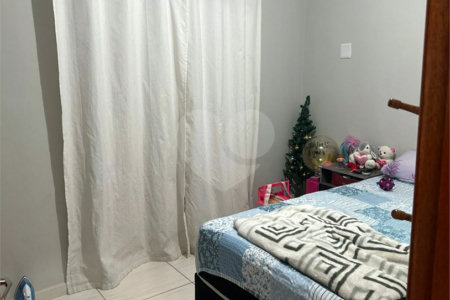 Casa de Vila para alugar com 2 quartos em Lopes de Oliveira, Sorocaba, SP