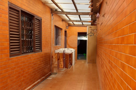 Casa à venda com 4 quartos, sendo 1 suíte, em Jardim do Estádio, Itu, SP