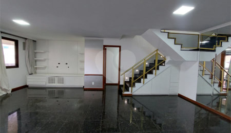 Cobertura à venda com 3 quartos, sendo 2 suítes,  em Tijuca, Rio de Janeiro, RJ