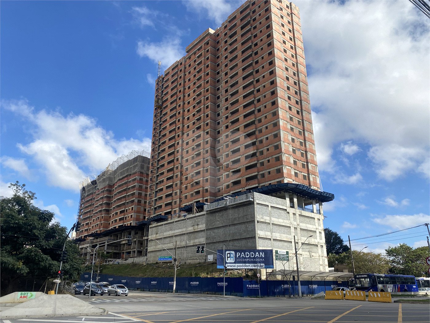 Apartamento à venda com 2 quartos, sendo 1 suíte, no Centro, São Bernardo do Campo, SP