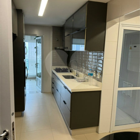 Apartamento para alugar com 3 suítes em Vila Gertrudes, São Paulo, SP