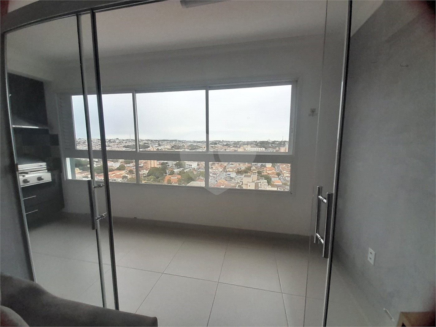 Apartamento Mobiliado para Venda e Locação no Edifício Annelise - São Carlos