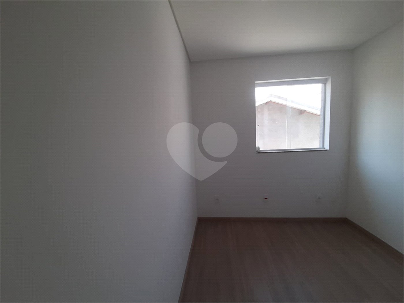 Sobrado à venda com 4 quartos, sendo 3 suítes, em Vila Paulicéia, São Paulo, SP