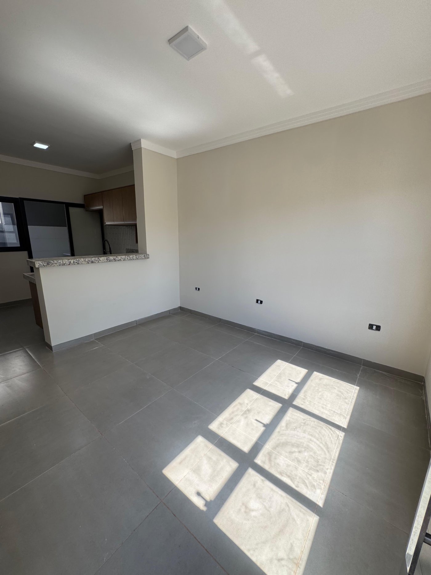 Casa à venda com 2 quartos em Ipê, Três Lagoas, MS