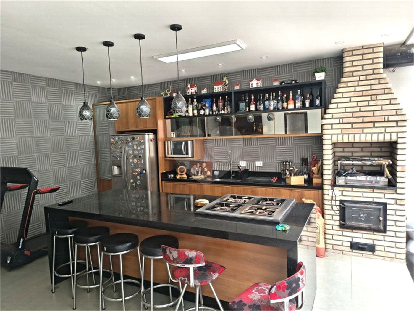 Casa à venda com 4 suítes no condomínio Res São Pedro da Aldeia, São Paulo - SP