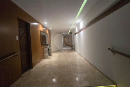 Apartamento à venda com 3 quartos, sendo 1 suíte, em Copacabana, Rio de Janeiro, RJ