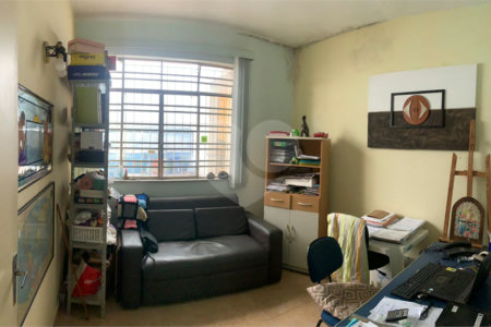 Casa Térrea à venda com 4 quartos, sendo 2 suítes,  no Centro, Mogi das Cruzes, SP