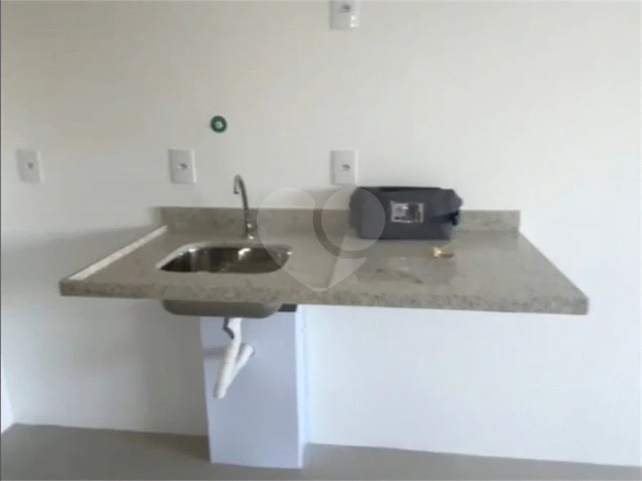 Apartamento à venda com 1 quarto em Vila Pirajussara, São Paulo, SP