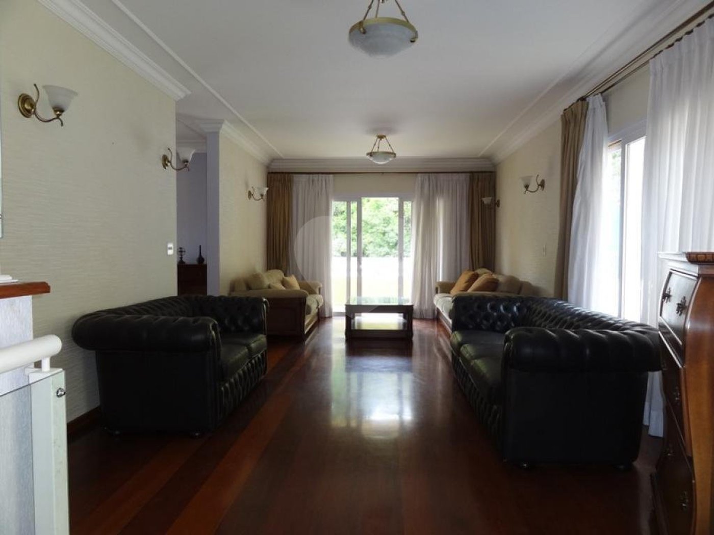 Casa à venda com 4 suítes no condomínio Jardim Ibiratiba, São Paulo - SP