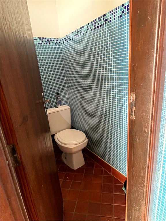 Casa Térrea para alugar com 3 suítes em Jardim do Lago, Atibaia, SP
