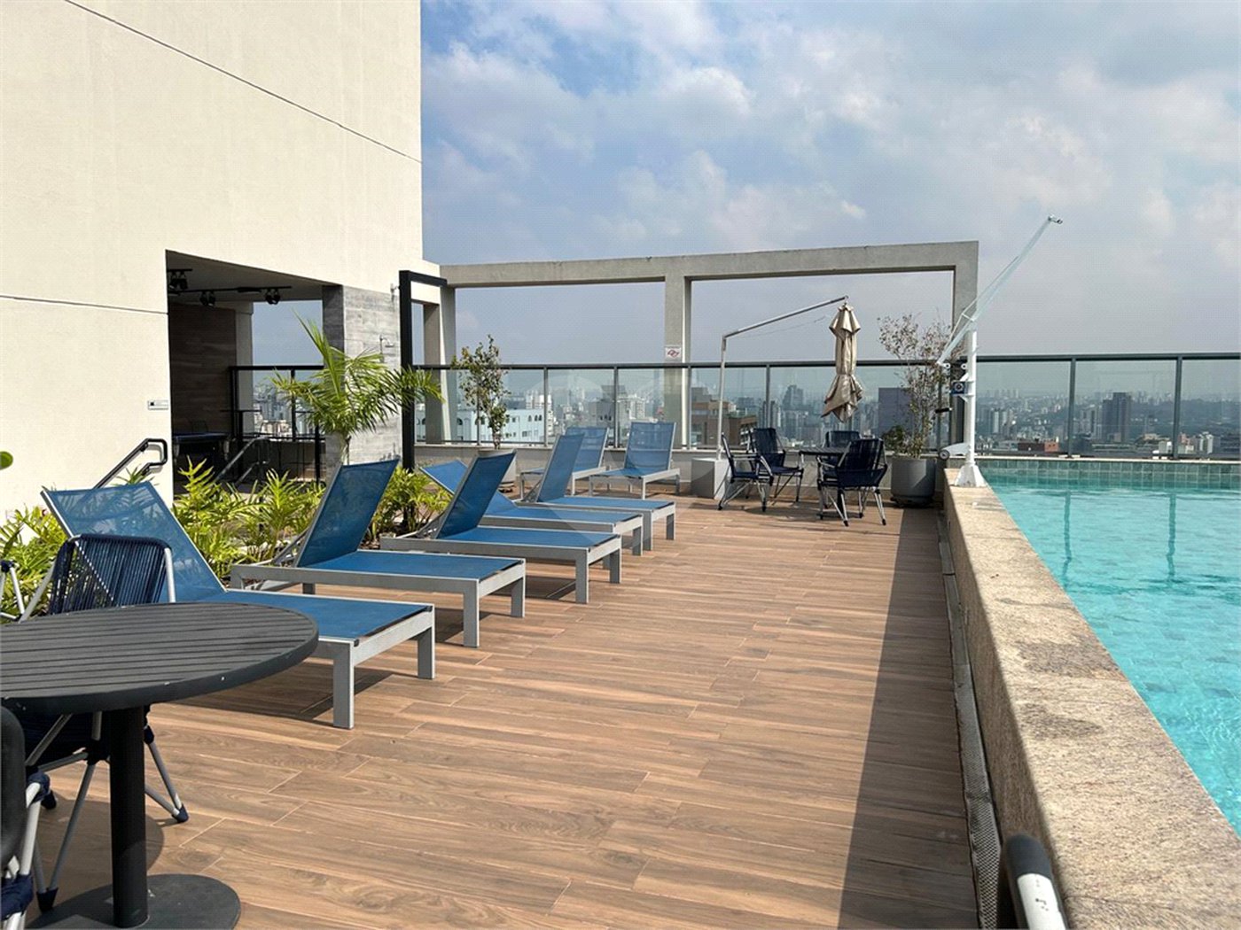 Apartamento à venda com 1 suíte em Cerqueira César, São Paulo, SP