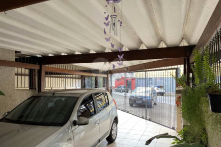 Sobrado à venda com 3 quartos, sendo 1 suíte, em Vila Sônia, São Paulo, SP