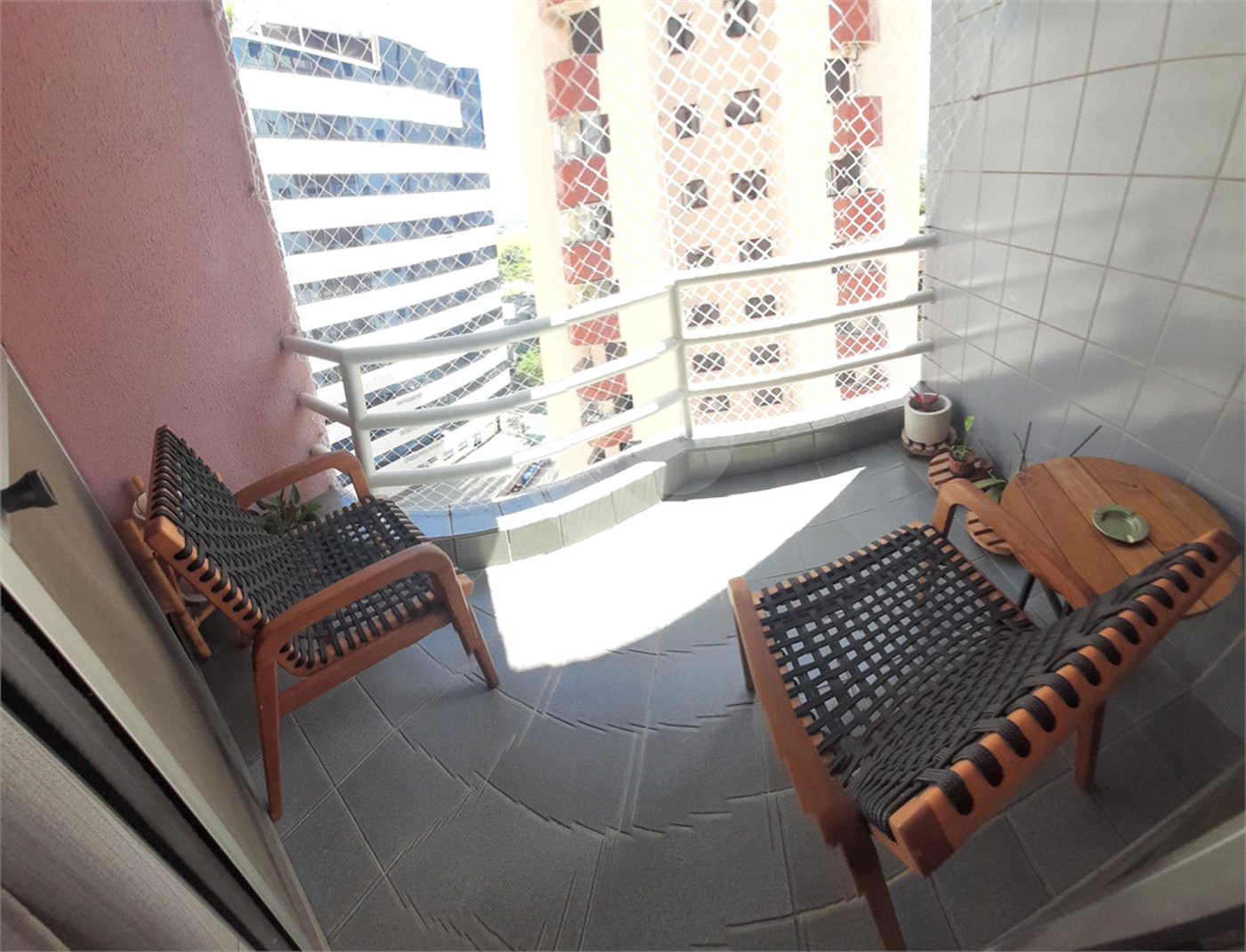 APARTAMENTO A VENDA, EDIFICIO SERRAMAR, JARDIM AQUARIUS, 3 DORMITORIOS 1 SENDO SUÍTE, 2 VAGAS DE GAR