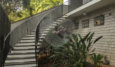 Sobrado à venda com 3 quartos, sendo 1 suíte,  em Palmas do Tremembé, São Paulo, SP