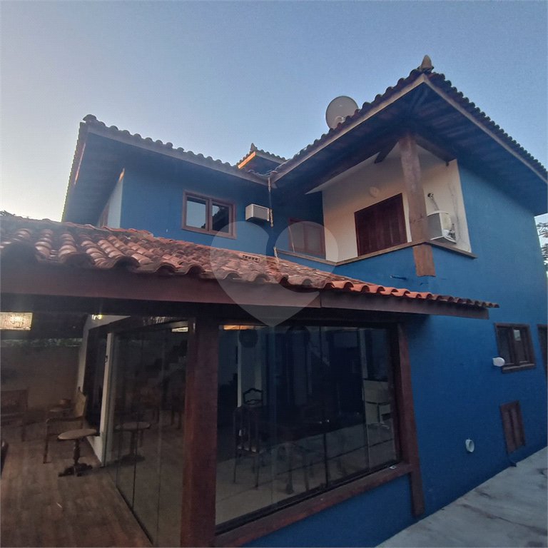 Casa à venda com 3 quartos, sendo 2 suítes,  em São José, Armação dos Búzios, RJ
