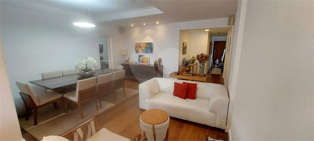 Apartamento à venda com 4 quartos, sendo 1 suíte,  em Tijuca, Rio de Janeiro, RJ