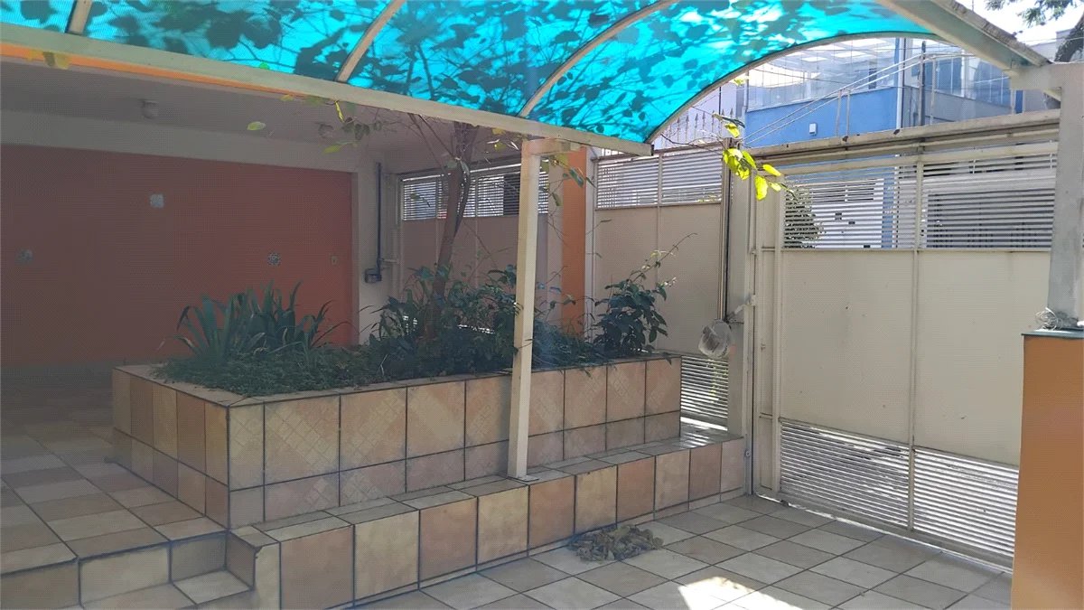 Sobrado à venda com 3 quartos, sendo 1 suíte, em Jardim Bonfiglioli, São Paulo, SP