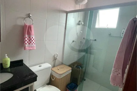 Casa à venda com 2 suítes no condomínio Cotia, Cotia - SP