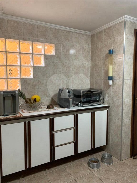 Sobrado à venda com 3 quartos, sendo 1 suíte,  em Vila Sabrina, São Paulo, SP