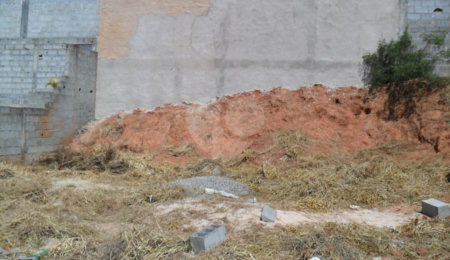 Terreno à venda no condomínio Loteamento Aída Haddad Jafet, Itatiba - SP