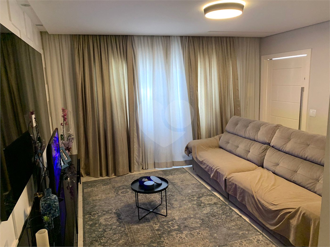 Sobrado à venda com 3 suítes em Vila Mazzei, São Paulo, SP