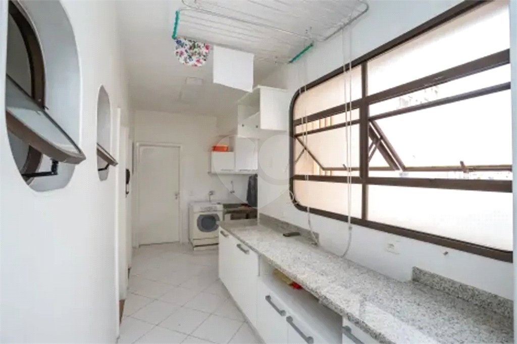 Apartamento à venda com 4 quartos, sendo 3 suítes, em Itaim Bibi, São Paulo, SP