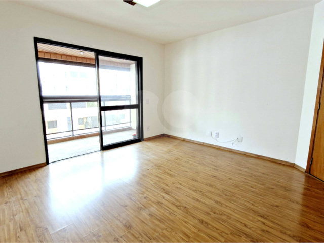 Apartamento à venda com 4 quartos, sendo 2 suítes,  em Brooklin, São Paulo, SP