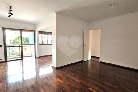 Apartamento para alugar com 3 quartos, sendo 1 suíte, em Alto da Boa Vista, São Paulo, SP
