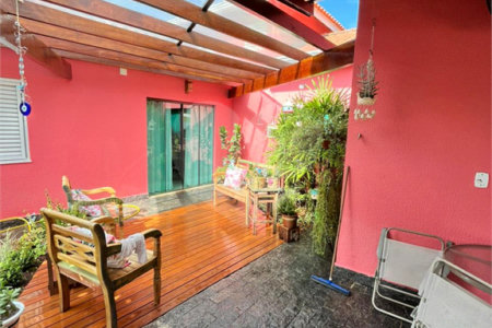 Casa à venda com 3 quartos, sendo 1 suíte, no condomínio Portal do Sabiá, Araçoiaba da Serra - SP
