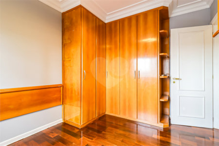 Apartamento à venda com 4 quartos, sendo 3 suítes, em Brooklin Paulista, São Paulo, SP