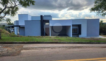 Casa à venda com 3 suítes no condomínio Residencial Jardim Primavera Louveira, Louveira - SP