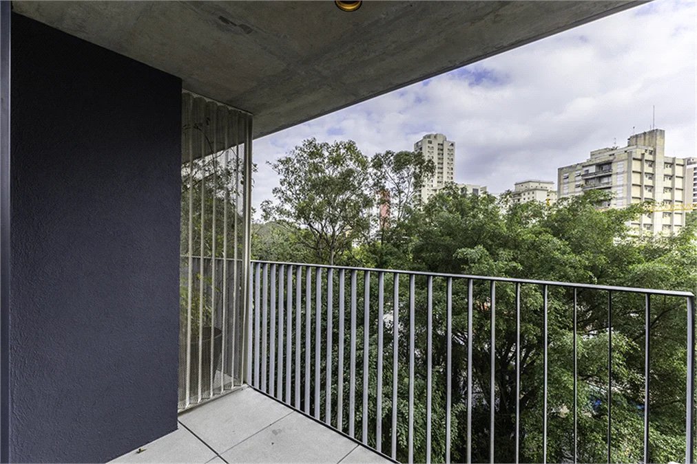 Apartamento à venda ou para alugar com 1 suíte em Jardim das Bandeiras, São Paulo, SP