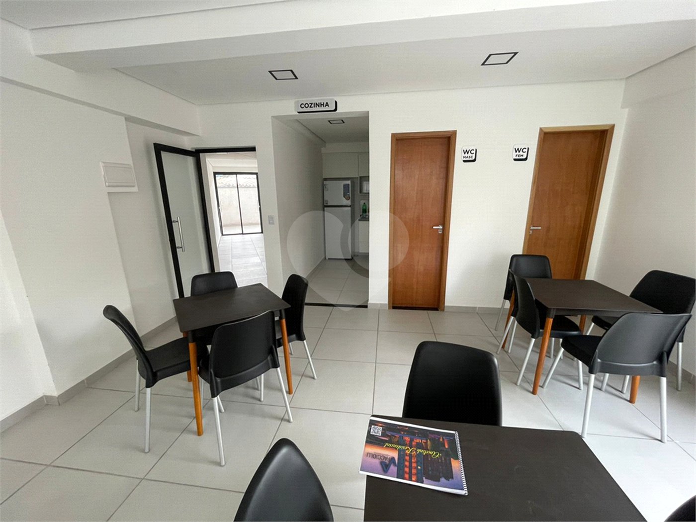 Apartamento à venda com 2 quartos em Vila Guilhermina, São Paulo, SP