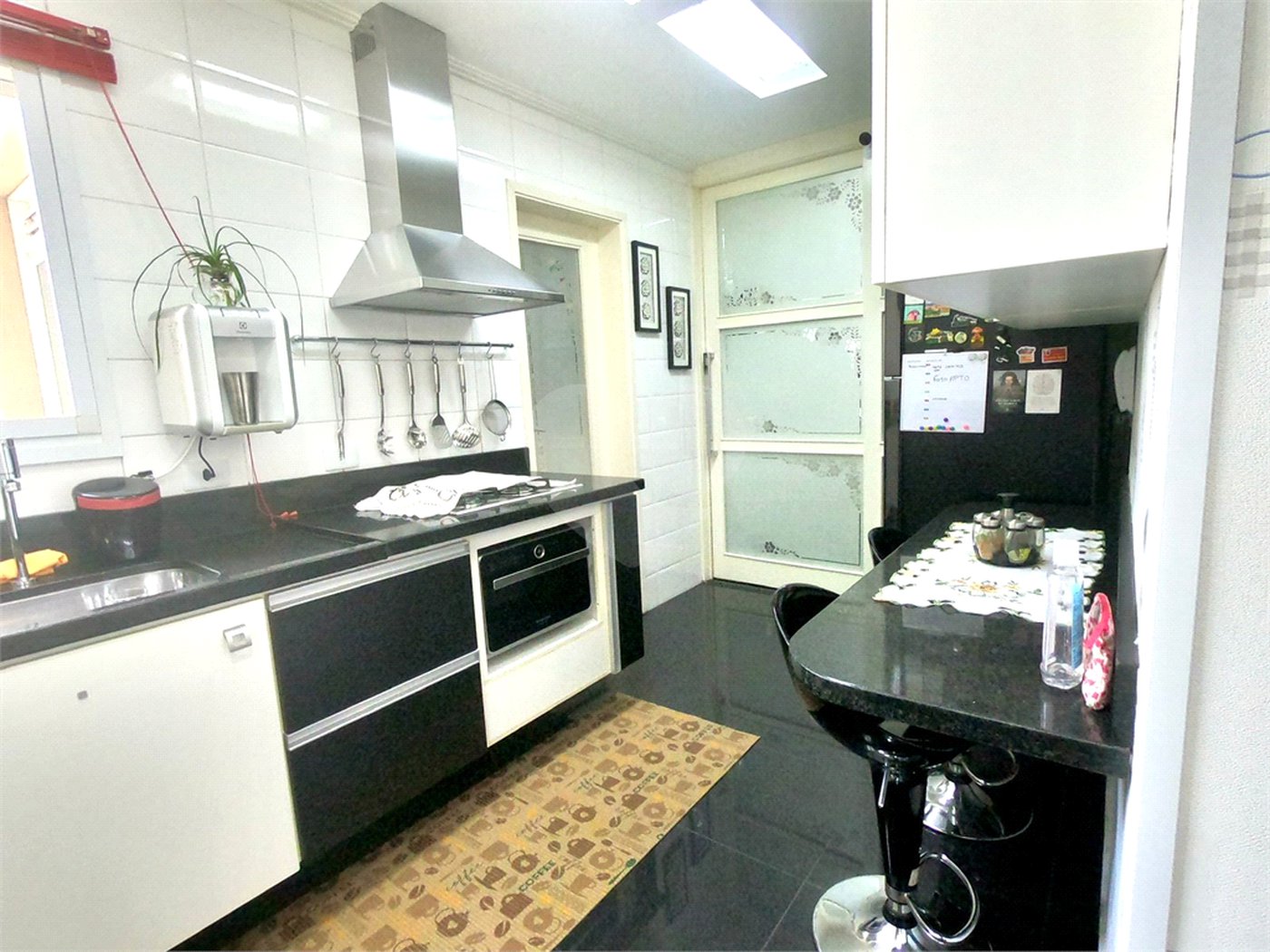 Apartamento à venda com 3 quartos, sendo 1 suíte, em Tatuapé, São Paulo, SP
