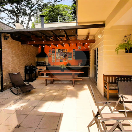 Casa à venda com 4 suítes no condomínio Vila das Acacias, São Paulo - SP