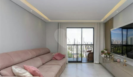 Apartamento à venda com 2 quartos, sendo 1 suíte,  em Alto da Boa Vista, São Paulo, SP
