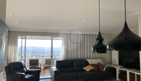 Apartamento à venda com 3 suítes em Lar São Paulo, São Paulo, SP