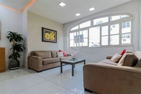 Apartamento à venda com 4 quartos, sendo 1 suíte,  em Copacabana, Rio de Janeiro, RJ