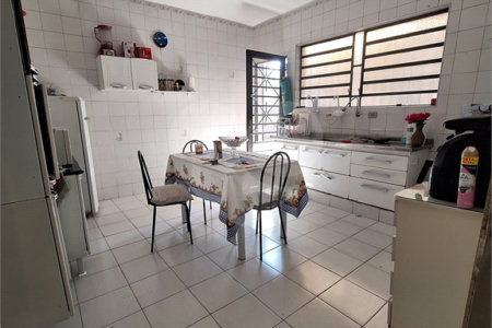 Casa à venda com 3 quartos, sendo 1 suíte, em Jardim Marisa, São Paulo, SP