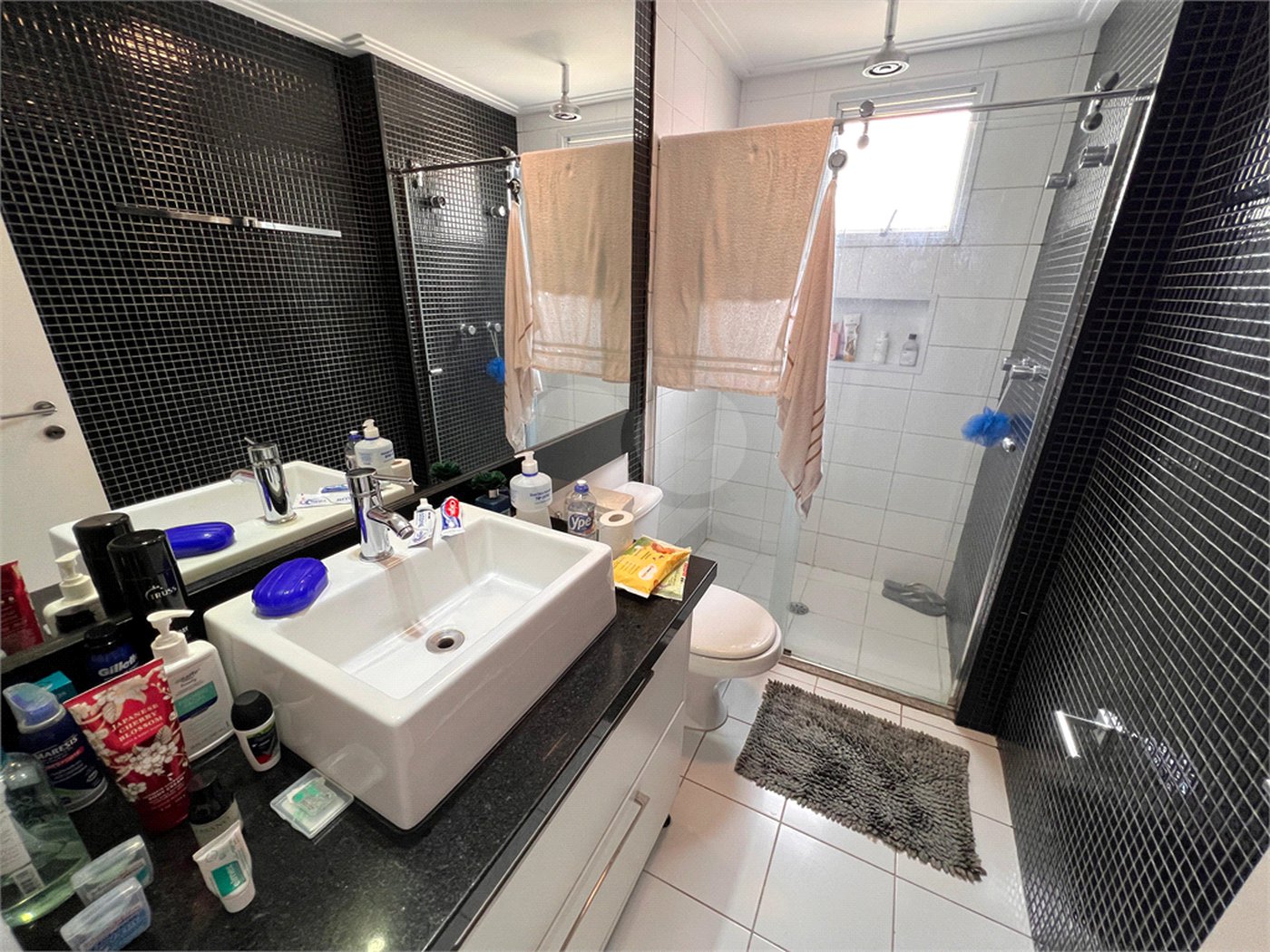 Apartamento à venda com 3 suítes em Santa Teresinha, São Paulo, SP