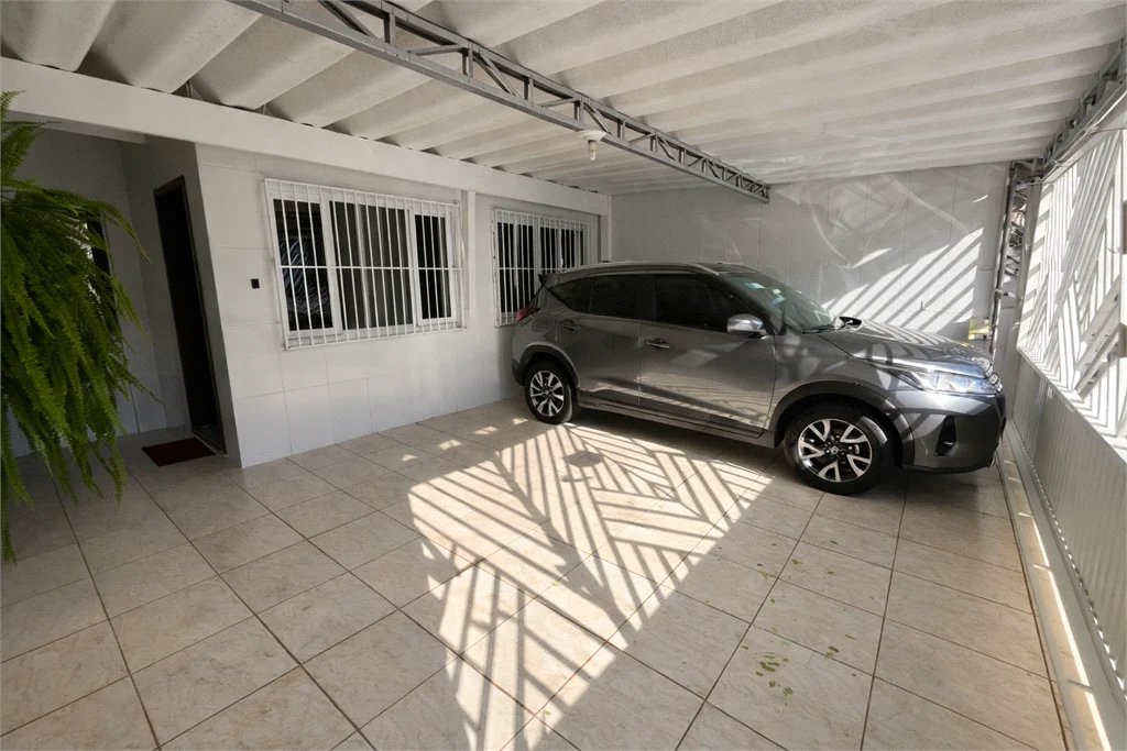 Casa Térrea à venda com 2 quartos, sendo 1 suíte, em Parque Esmeralda, São Paulo, SP
