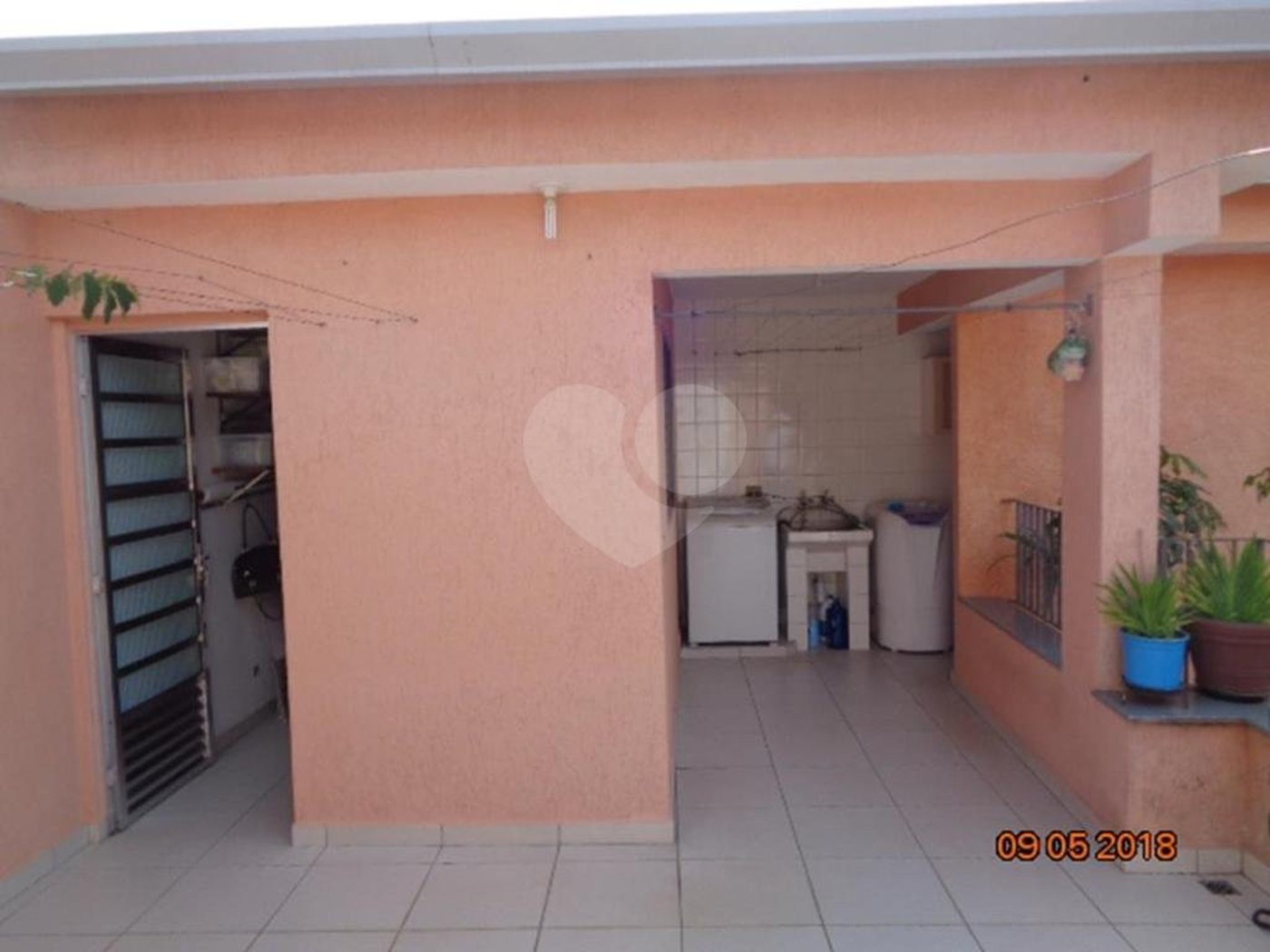 Casa Térrea à venda com 3 suítes em Ferreira, São Paulo, SP
