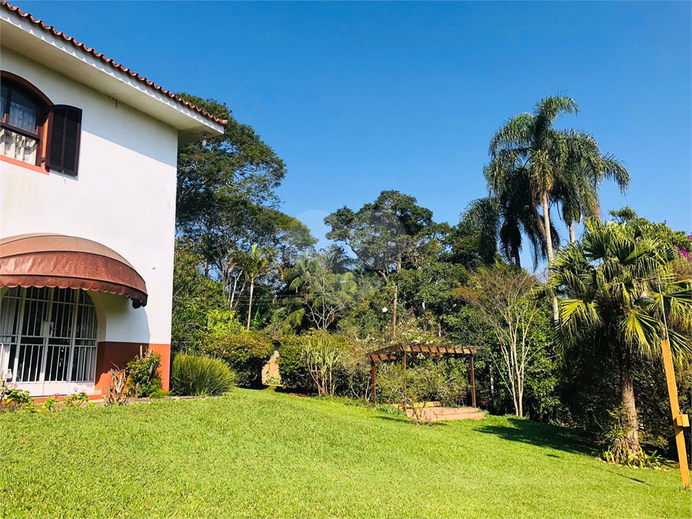 Chácara à venda com 6 quartos, sendo 2 suítes, em Vila Moraes, Mogi das Cruzes, SP