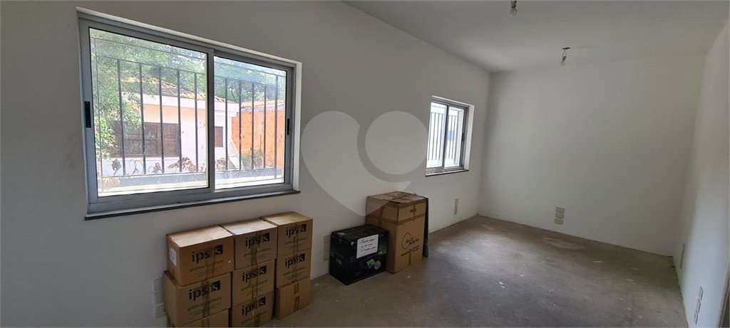 Sobrado à venda com 8 quartos em Vila Tramontano, São Paulo, SP