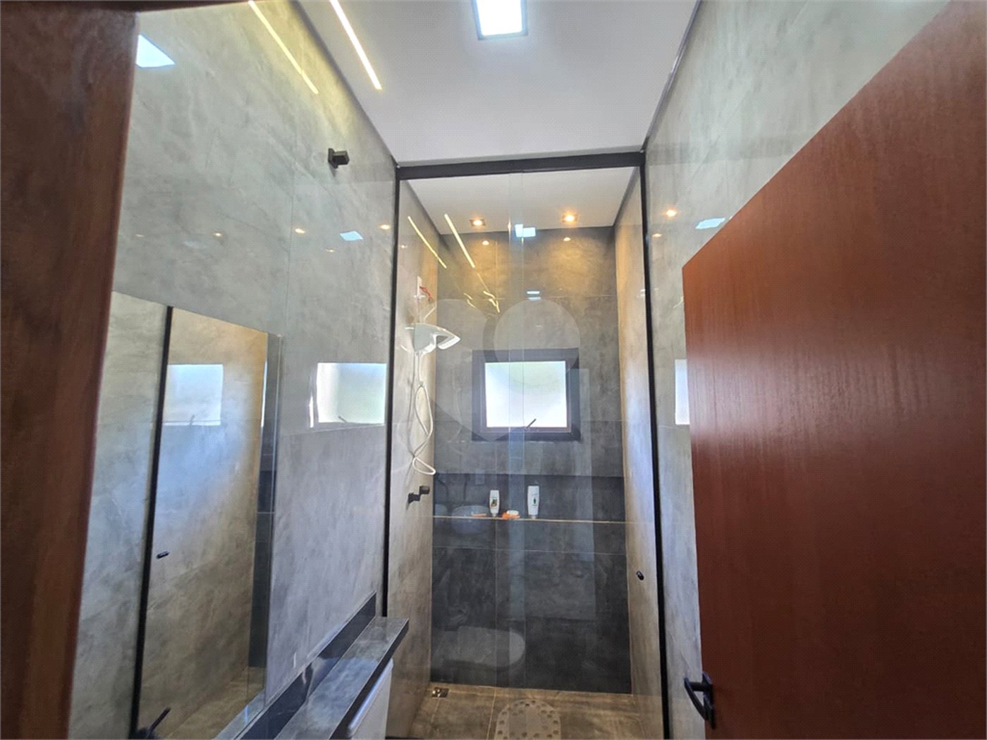Casa à venda com 3 quartos, sendo 1 suíte, em Residencial Lago dos Ipês, Itapetininga, SP