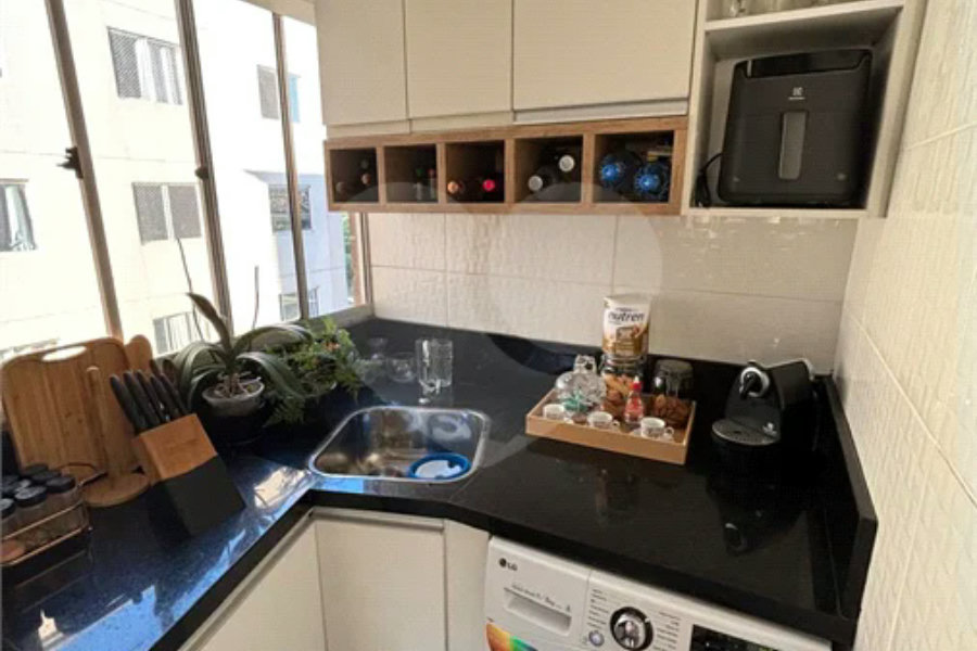 Apartamento de 2 dormitórios à venda no Residencial Ágata, divisa de São Paulo com Osasco.